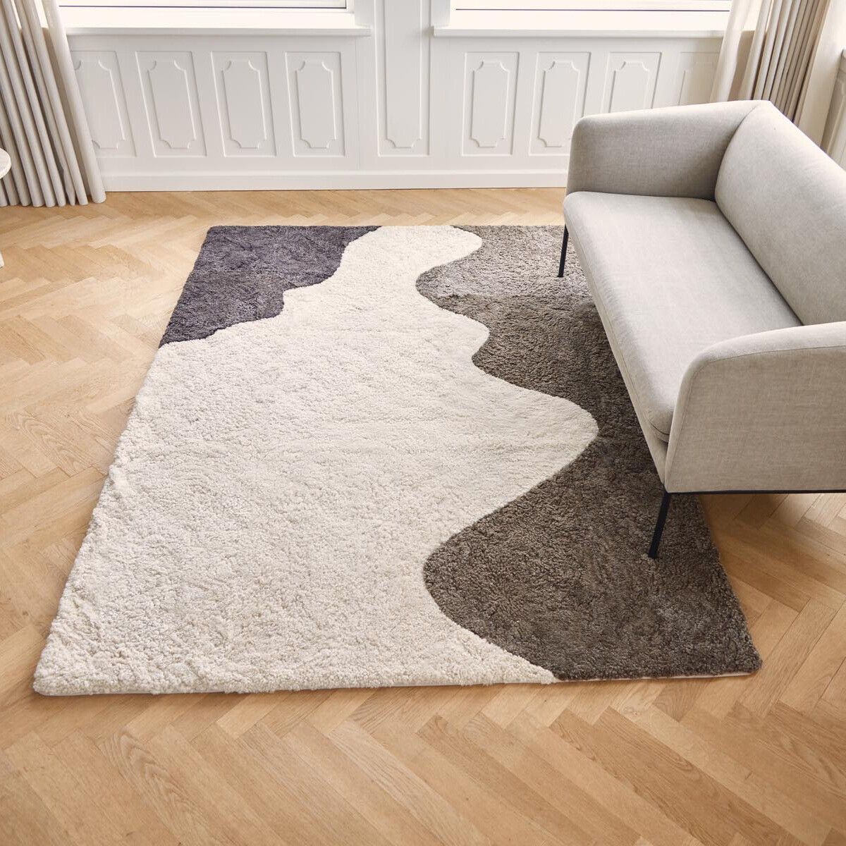 Lammfell Designerteppich | Kurzhaar | Neuseeland Anthrazit/Leinen/Taupe