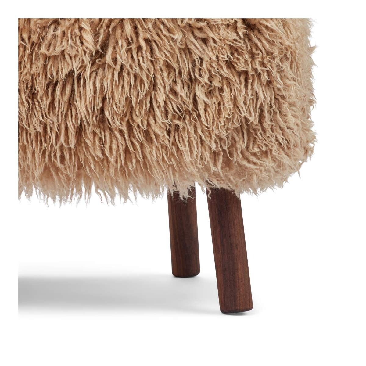 Lammfell Hocker Emily | Langhaar | Neuseeland Honig