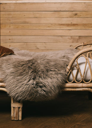 Merino Lammfell | Langhaar | Neuseeland | ca. 100x60 cm Taupe