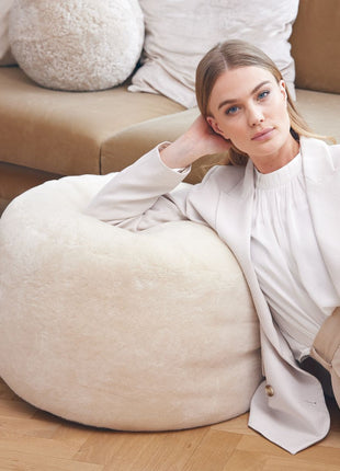 Lammfellpouf Premium | Neuseeland | Mokassin | D55x46 cm Kastanie