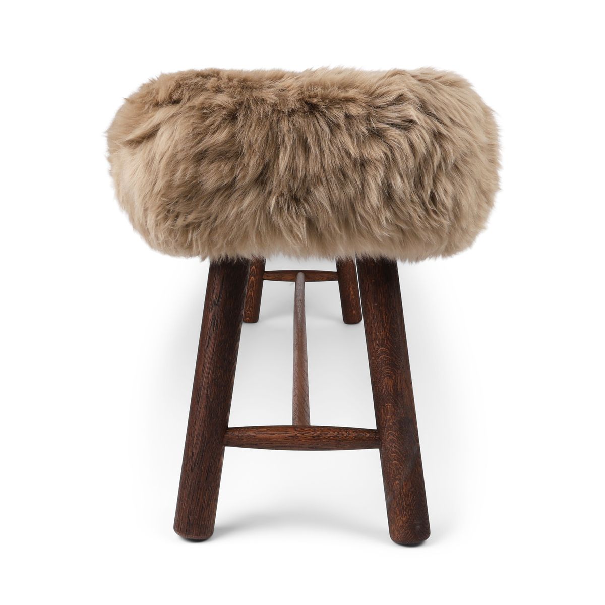 Holzbank mit Lammfell | Langhaar | Neuseeland | Dunkle Eichenbeine | 140x35x45 cm Taupe