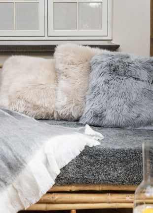 Fellkissen | Langhaar | Neuseeland | 50x50 cm Hellgrau