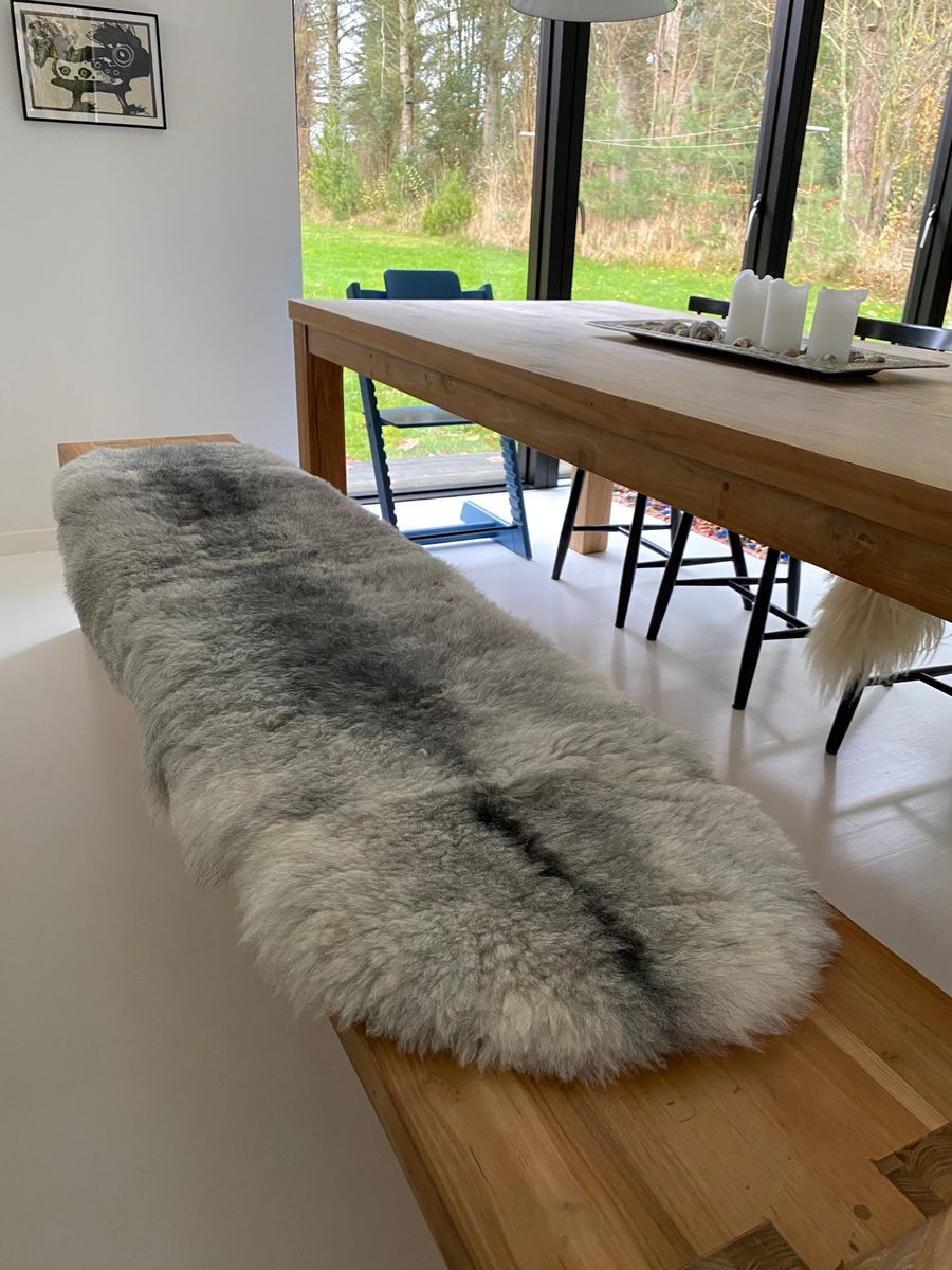 Doppeltes Lammfell | Kurzhaar Premium | Island | 180x60 cm Naturgrau