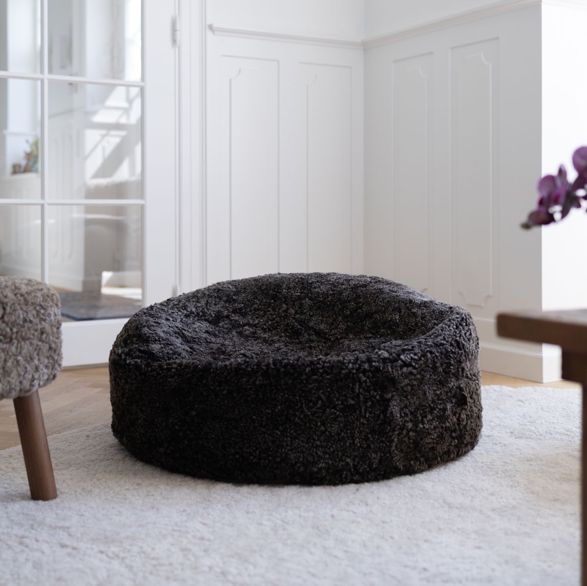 Lammfell Sitzsack | Kurzhaar | Neuseeland | 75x28 cm Anthrazit