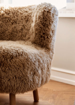 Emil Loungesessel | Premium Lammfell | Langhaar Honig