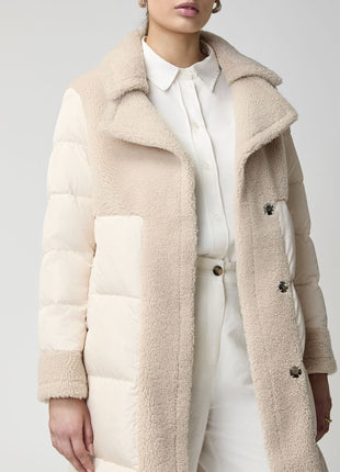 Jade Mantel | Daunen, Lammwolle Beige