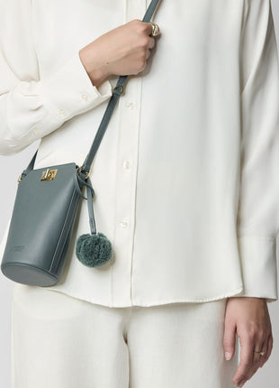 Adina Handytasche | Lammleder Antikgrün