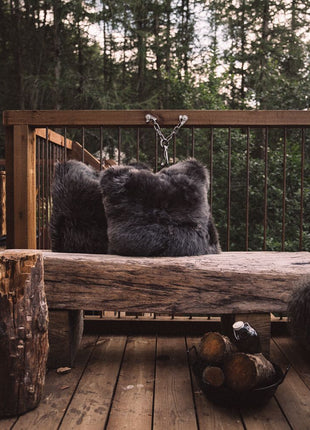 Lammfellkissen | Langhaar | Neuseeland | 45x45 cm Stahl