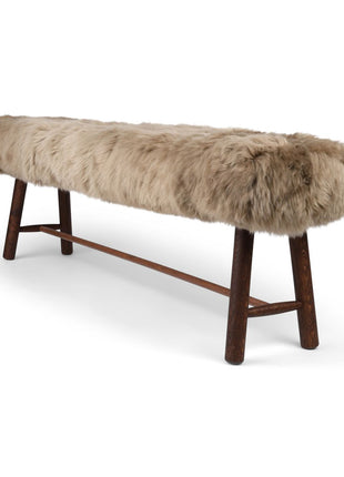 Holzbank mit Lammfell | Langhaar | Neuseeland | Dunkle Eichenbeine | 140x35x45 cm