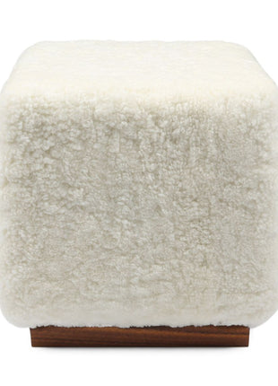 Lammfellhocker Benjamin | Kurzhaar | 46x46x47 cm Weiß