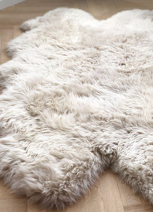 Lammfell Teppich Premium | Langhaar | Neuseeland | 180x162 cm Schwarz