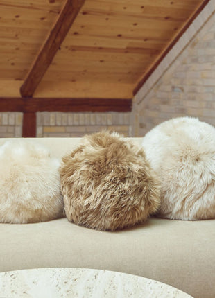 Angelite Kissenball | Langhaar | Neuseeland | D25/30/35 cm Schwarz