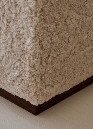 Lammfellhocker Benjamin | Kurzhaar | 46x46x47 cm Anthrazit