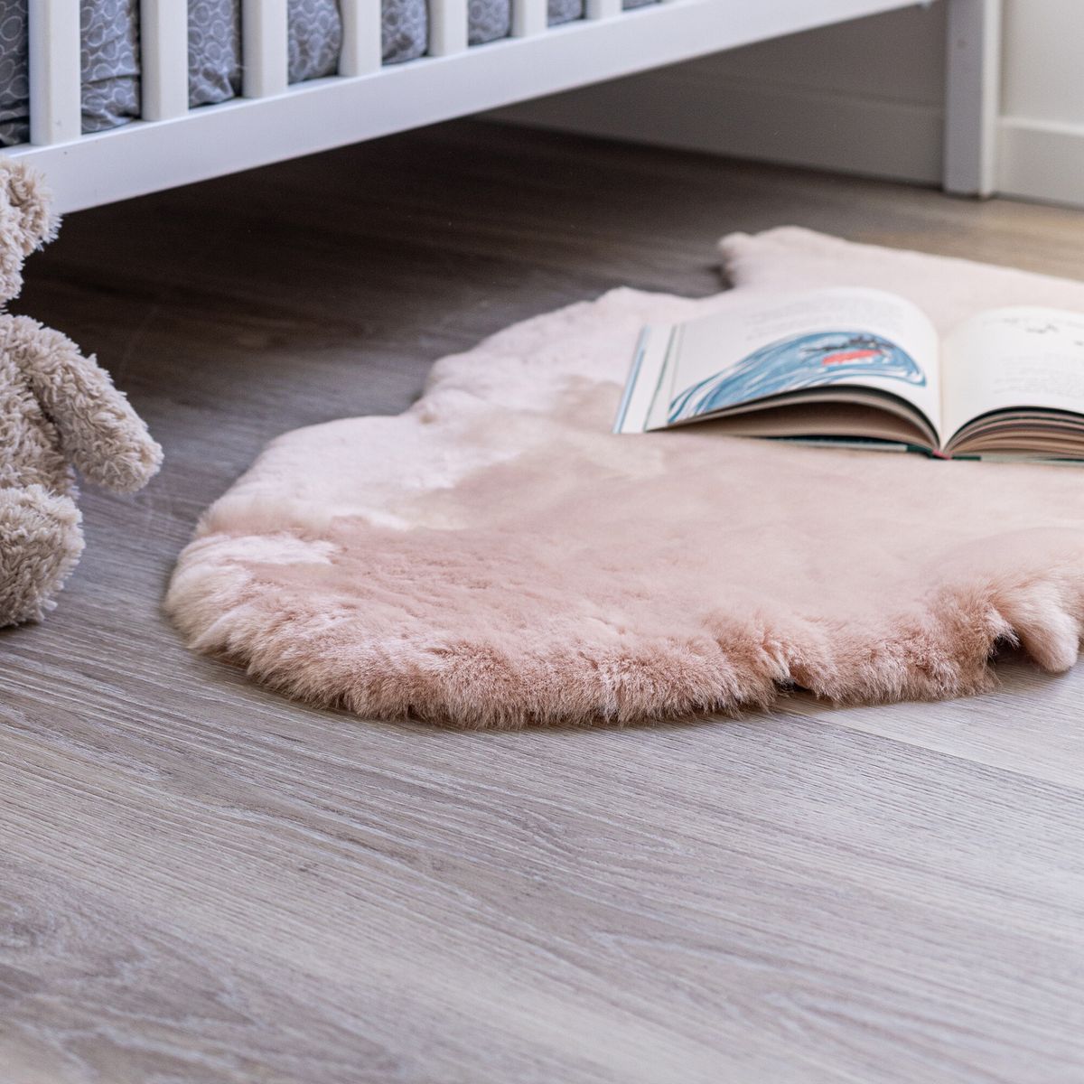 Baby Lammfell | Kurzhaar | Neuseeland | 80 cm Hellrosa