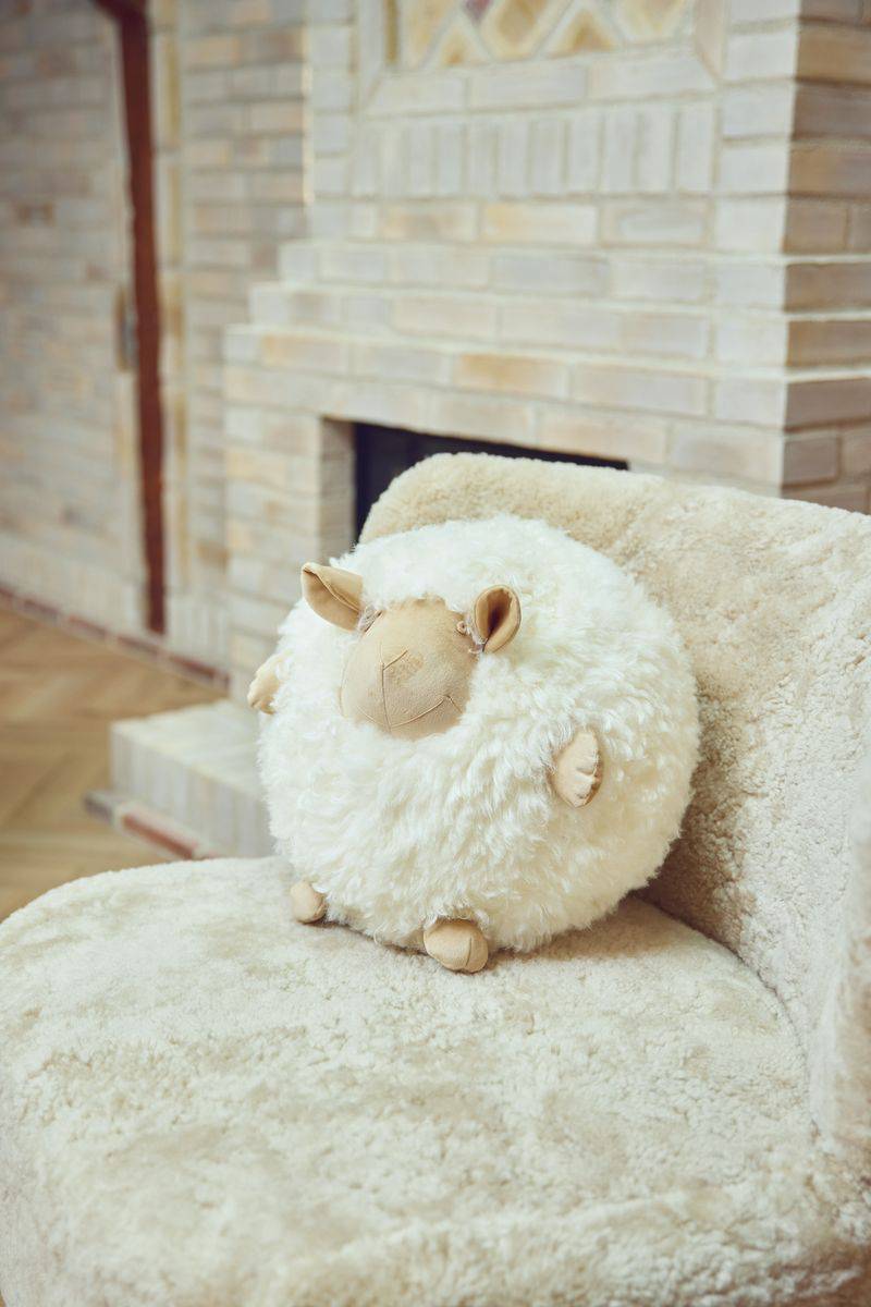 Cute Sheep | Kurzhaar | Neuseeland | Rundes Fellkissen - Lammfellhaus.de