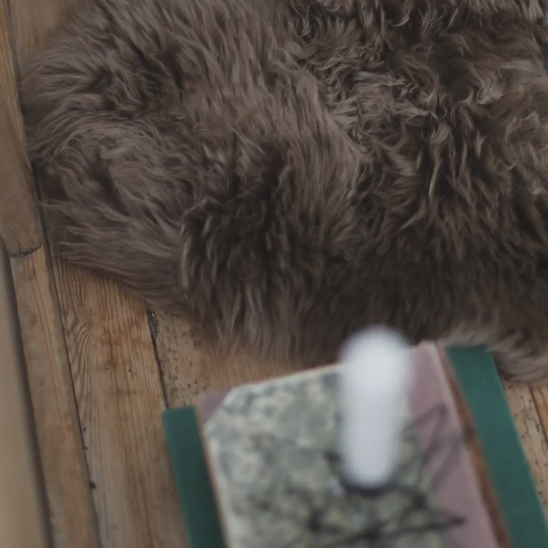 Video laden: Merino Doppeltes Lammfell | Langhaar | Neuseeland | 170x60 cm