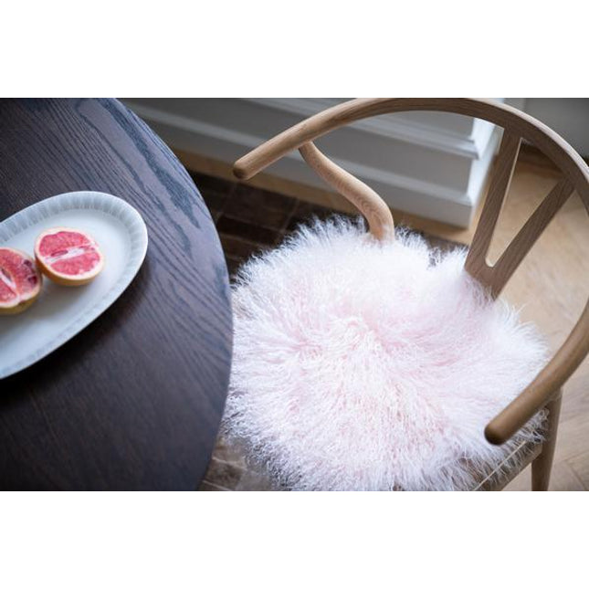 Lammfell Schaffell Sitzkissen Stuhlauflage Pad taupe beige – Flourou Luxury  Interior Design & Art